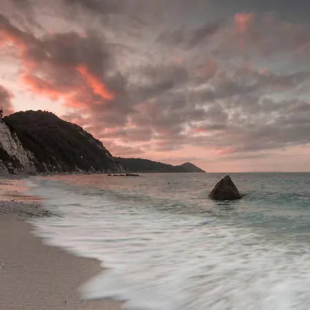 Padulella Mare 2 By Helloelba 別荘 *